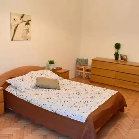 Apartment Bedroom With Sauna *