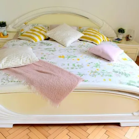 Bedroom With Sauna Apartment Prag