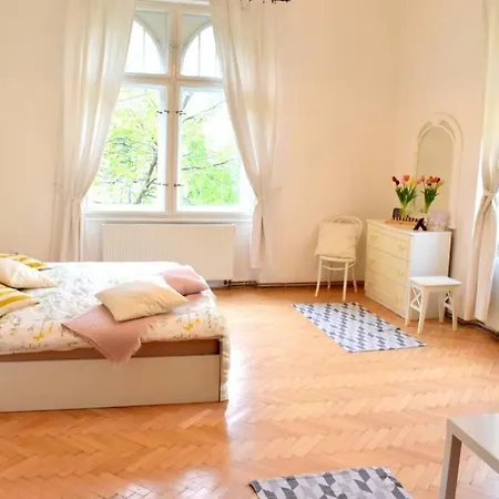 Apartment Bedroom With Sauna *