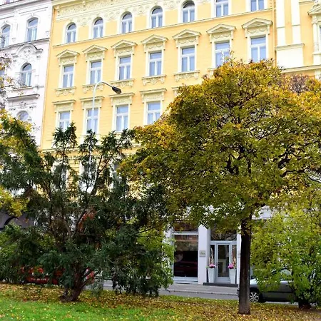 Luxury Ip Pavlova Prague