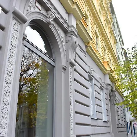 Luxury Ip Pavlova Apartment *