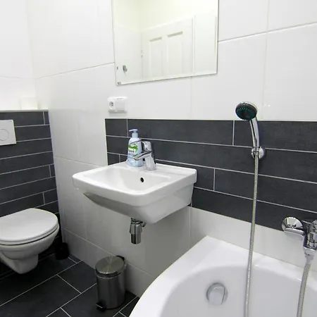 Allstar Vinohrady Ateliers Apartment *