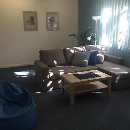 Blue In Beautiful Style Garden With Atmosphere 아파트 프라하