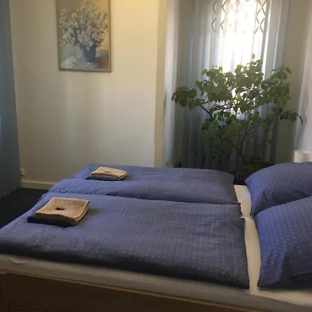 Blue In Beautiful Style Garden With Atmosphere Appartement *