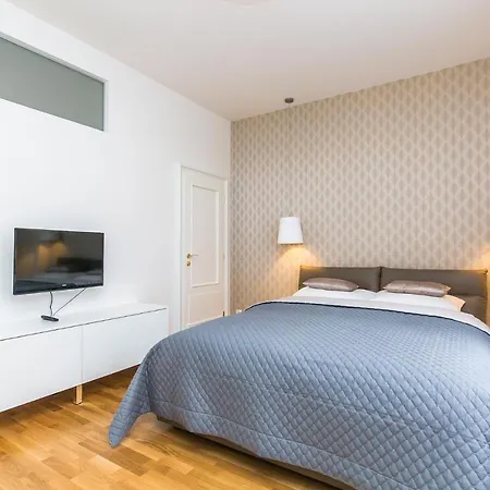 Location Old Town Brand New 2bd Praga