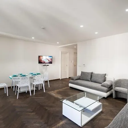 Palace Dlouha - Old Town Apartment Prague