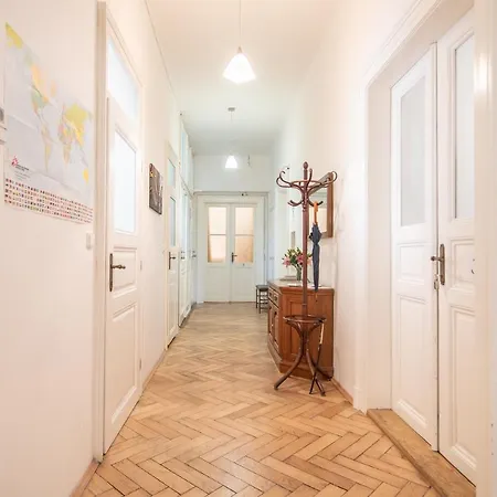 Guest house Palace - Wenceslas Square 3*
