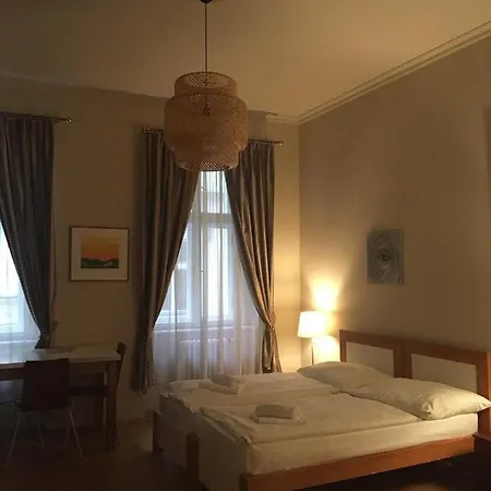 La Familia Apartmanhotel Prága
