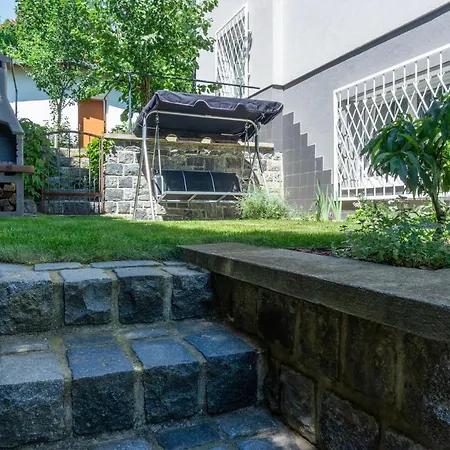 Apartment Apartman 4 - Krc Prague