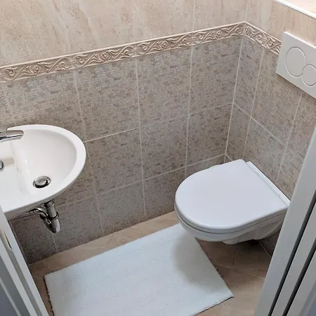 Apartment Apartman 4 - Krc *