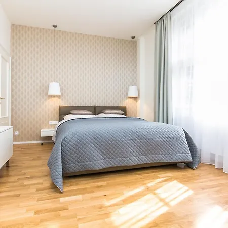 Location Old Town Brand New 2bd Apartamento Praga