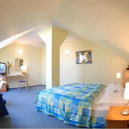 Ea Tosca Hotel