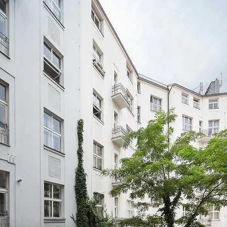 The Place In - Old Town Apartment *