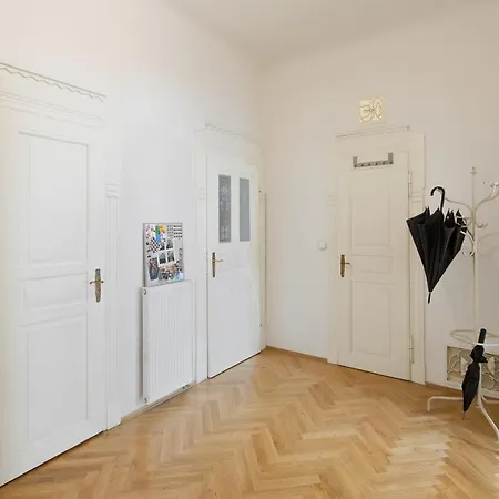 Apartment The Place In - Old Town