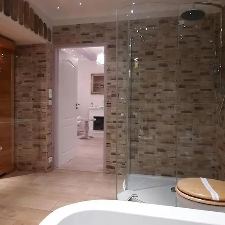 Excellent Romantic Hotel 4*