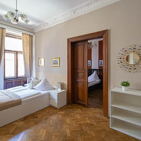 For Celebrations Spacious 3bdr With Balcony Apartment Prague