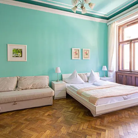 For Celebrations Spacious 3bdr With Balcony Apartment *