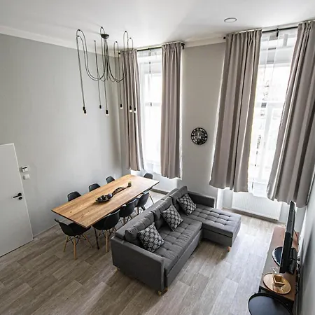 Sightseeing By Ruterra Apartament