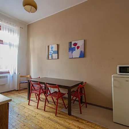 For Celebrations Spacious 3bdr With Balcony Apartment *