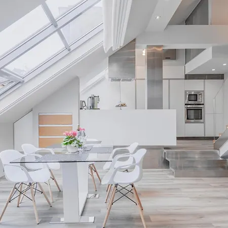 Apartment Luxury In Centre