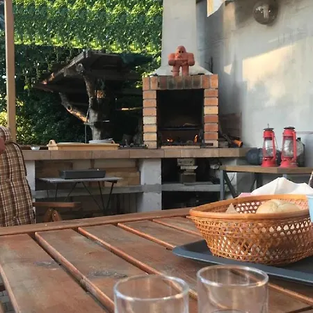 Mamut Privat Garden House Holiday home Prague