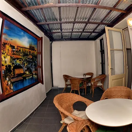 Hostel Onefam Home