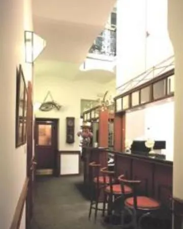 Boutique 16 Hotel