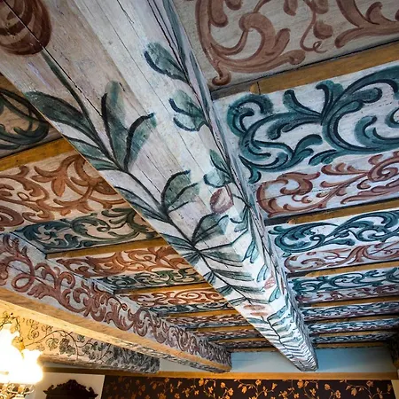 U černého Orla Hotel 4*