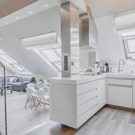 Luxury In Centre Apartment Prague