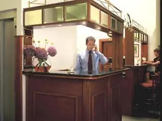 Boutique 16 Prague
