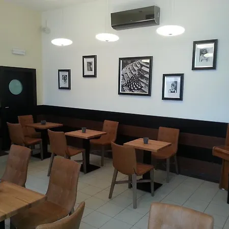 Bona Serva 3* Prague