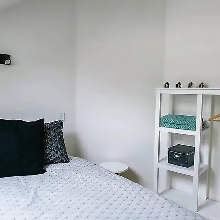 Huge 3-bed Duplex W Sauna, Jacuzzi, Terrace & Ac *