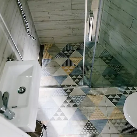 Huge 3-bed Duplex W Sauna, Jacuzzi, Terrace & Ac *