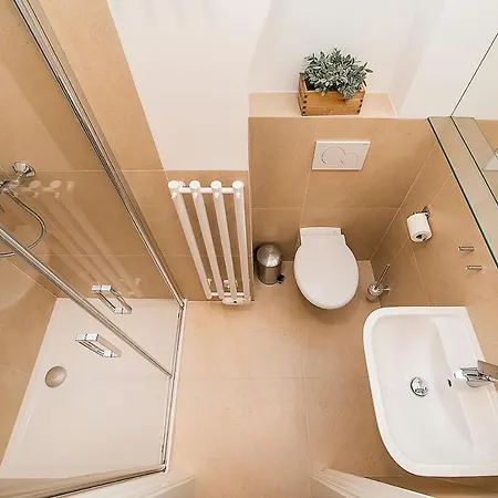 Newly Renovated 1-bed At Charles Bridge * Prague
