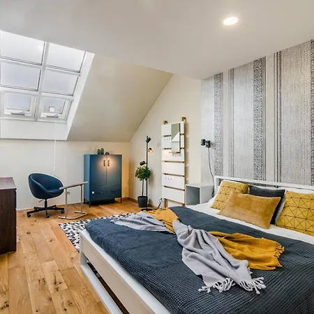 Apartment Days - Premium Loft W Terrace - View - Netflix - Ac Prague