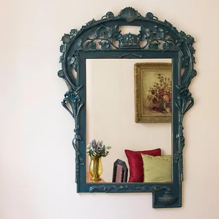 Apartment Castle Vintage