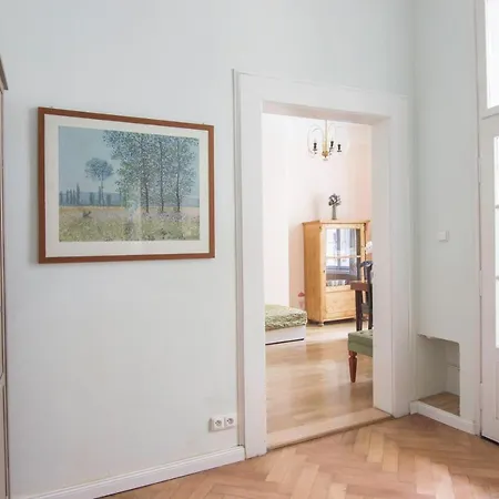 Apartment Castle Vintage