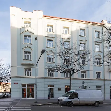 Hotel Lampi Prague