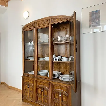 Small Luxury Palace Szálloda 4*
