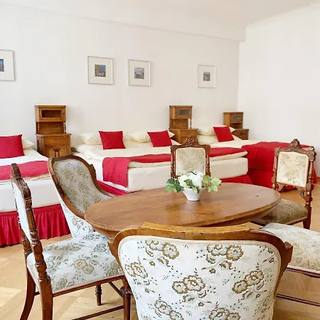Szálloda Small Luxury Palace Prága