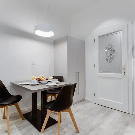 Hotel Lampi 2*