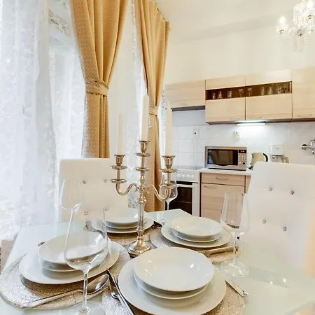 Wenceslass Square Luxury Apartment