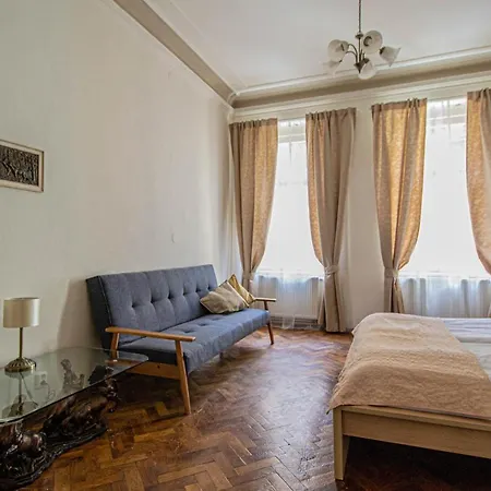 For Celebrations Spacious 3bdr With Balcony Apartment Prague