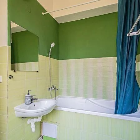 For Celebrations Spacious 3bdr With Balcony * Prague
