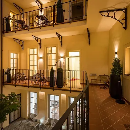 Hotel Old Royal Post Boutique & Premium
