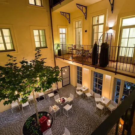 Old Royal Post Boutique & Premium Praga