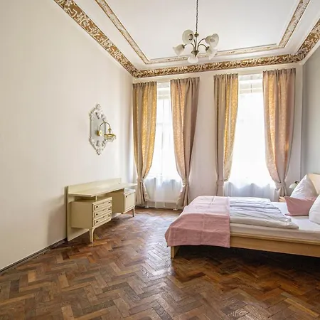 Apartment For Celebrations Spacious 3bdr With Balcony *