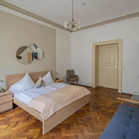 Apartment For Celebrations Spacious 3bdr With Balcony