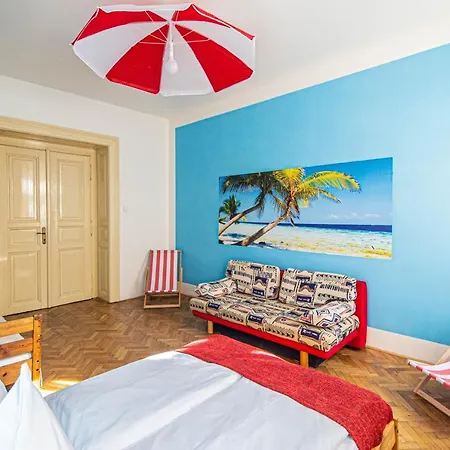 For Celebrations Spacious 3bdr With Balcony Apartment