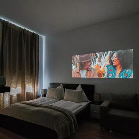 For Celebrations Spacious 3bdr With Balcony Apartment *